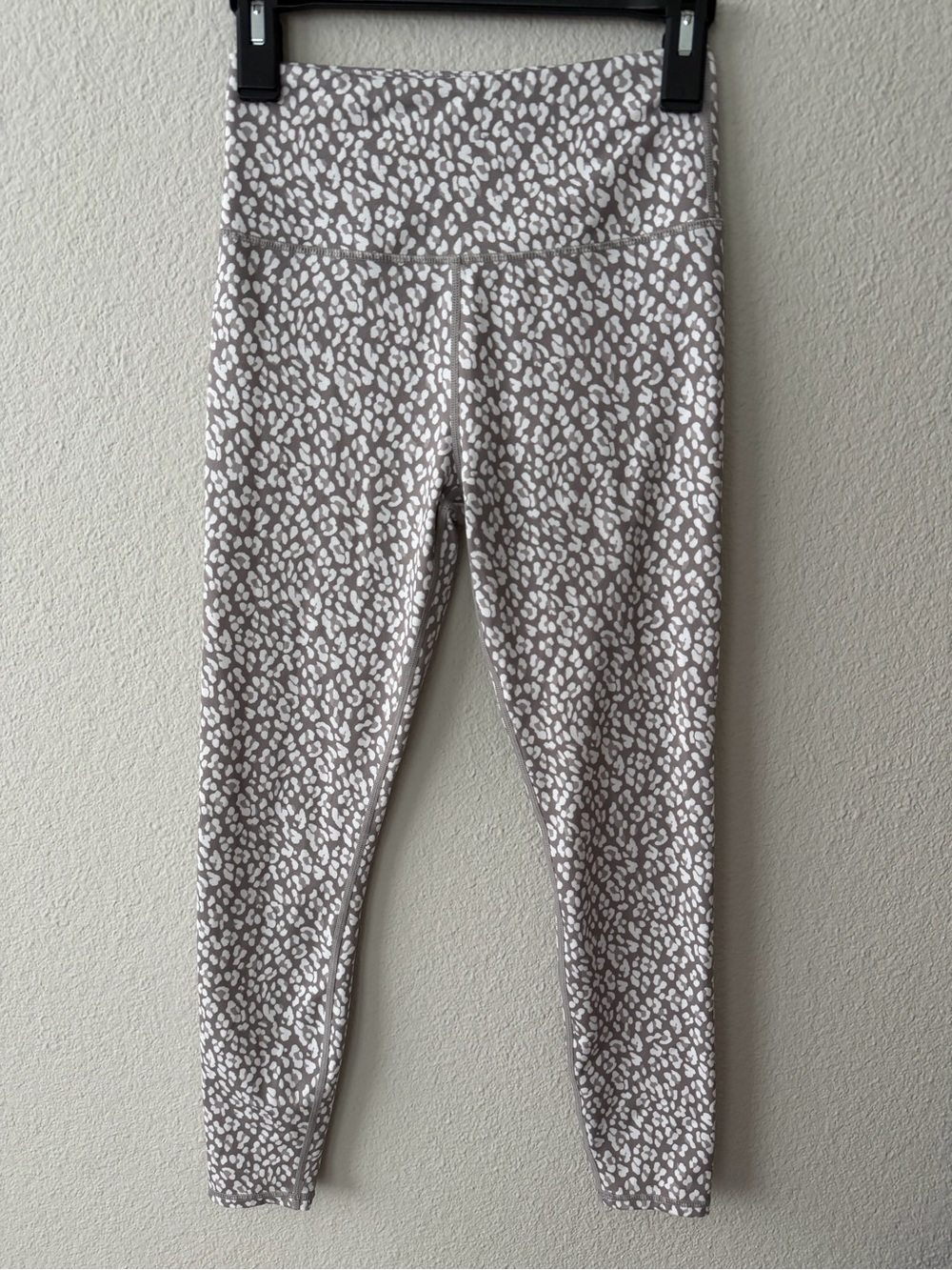 Varley Leopard-Print Leggings - Taupe & White